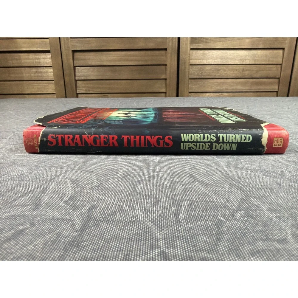 Stranger Things Del Rey Hardcover Worlds Turned Upside Down Black Red GOOD